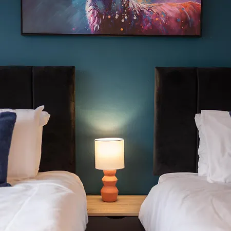 Ridgehill House By Cliftonvalley * Bristol