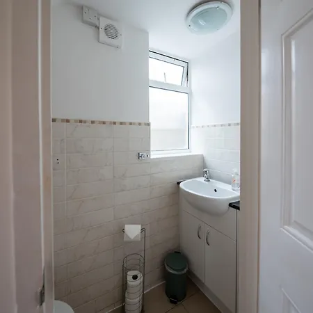 Ridgehill House By Cliftonvalley Nyaraló *