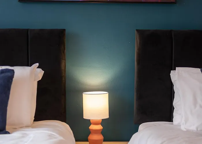 Ridgehill House By Cliftonvalley * Bristol