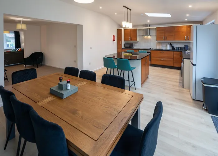 Ridgehill House By Cliftonvalley Bristol