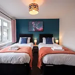 Holiday home Ridgehill House By Cliftonvalley *