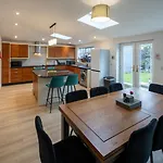 Ridgehill House By Cliftonvalley Holiday home *