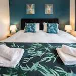Holiday home Ridgehill House By Cliftonvalley *