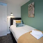 Ridgehill House By Cliftonvalley Holiday home Bristol
