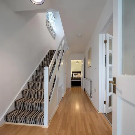 Holiday home Ridgehill House By Cliftonvalley Bristol